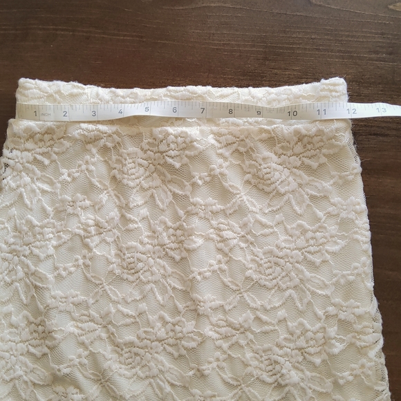 Kimchi Blue White Lace Skirt - Picture 2 of 6